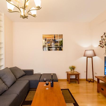 Downtown Two-Bedroom Apartment Ll Tbilisi Eksteriør bilde