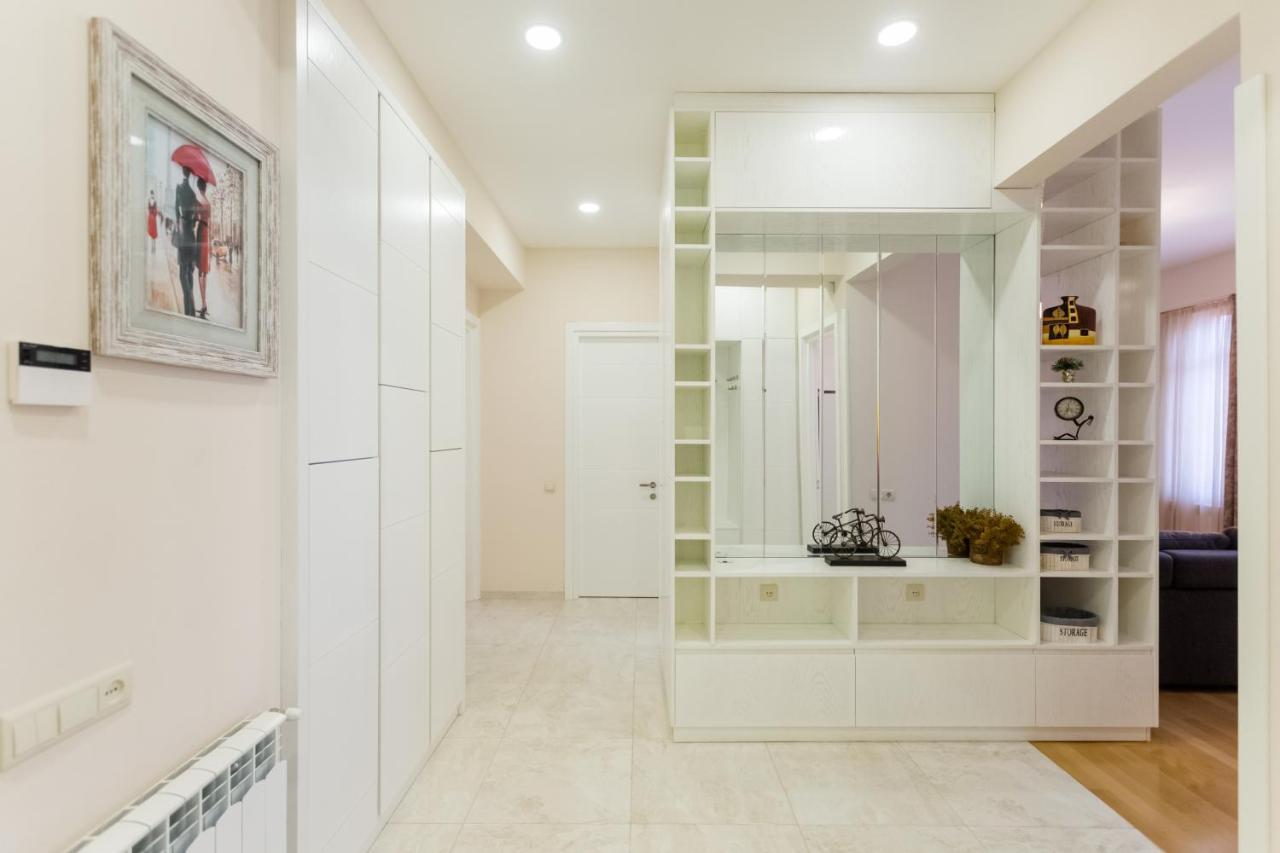 Downtown Two-Bedroom Apartment Ll Tbilisi Eksteriør bilde